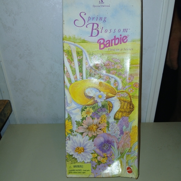 1995 Mattel Spring Blossom Barbie An Avon Exclusive Special Edition - Picture 3 of 4